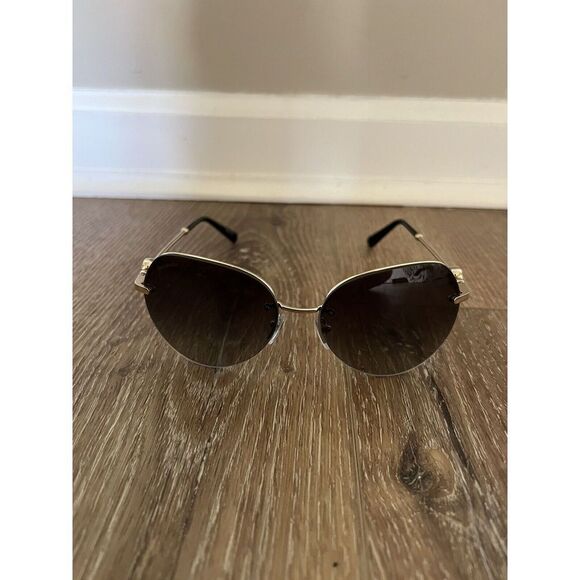 New Bvlgari BV 6108 278/8G Pale Gold Metal Aviator Sunglasses Grey Gradient Lens - Picture 1 of 9